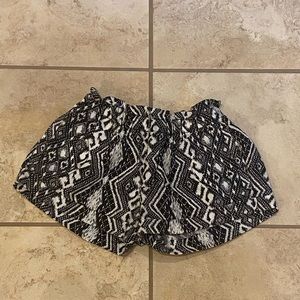 American Eagle Geometric Paperbag Shorts